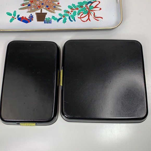 Vintage Lacquerware 3 Piece Christmas Tray Set Christmas Tree Stars Presents - Picture 6 of 8